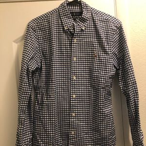 Men’s Ralph Lauren button up shirt.